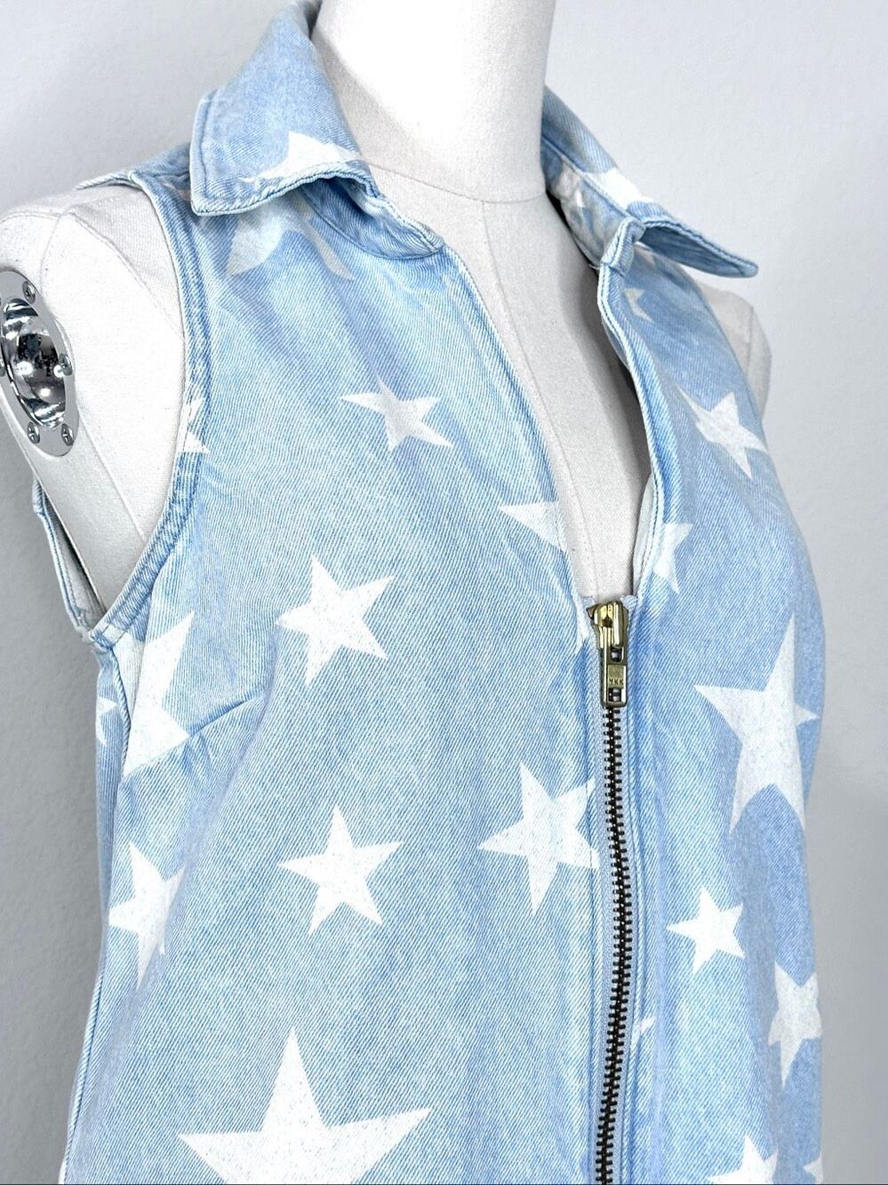 Show Me Your Mumu Reno Star Print Denim Romper Small Western Festival - Picture 7 of 16